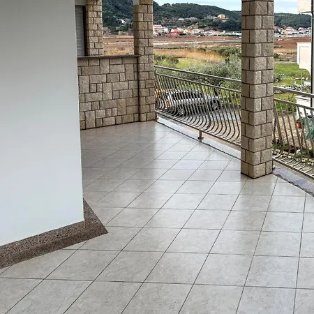 1 Bedroom Stunning In Supetarska Draga