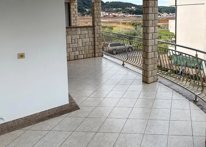 1 Bedroom Stunning In Supetarska Draga