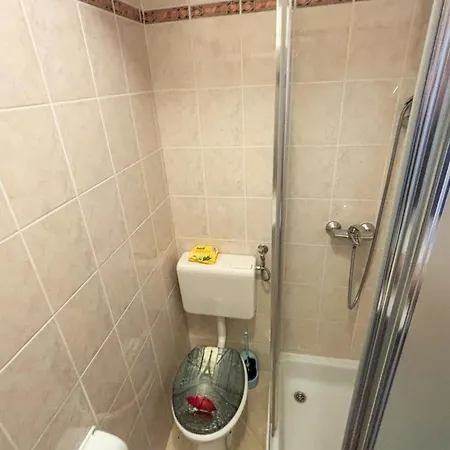 1 Bedroom Stunning In Appartamento *