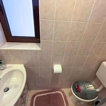 1 Bedroom Stunning In
